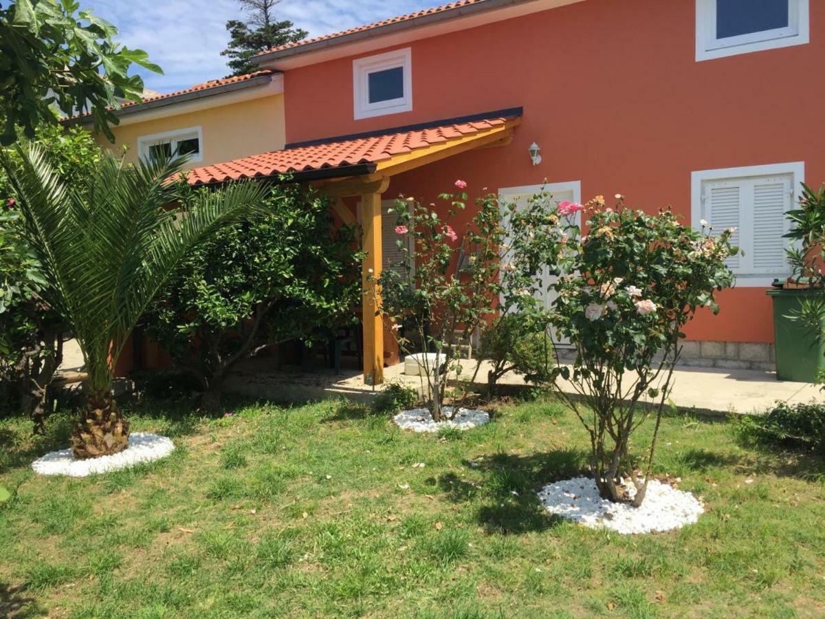 הוילה Barbat na Rabu House Ema מראה חיצוני תמונה
